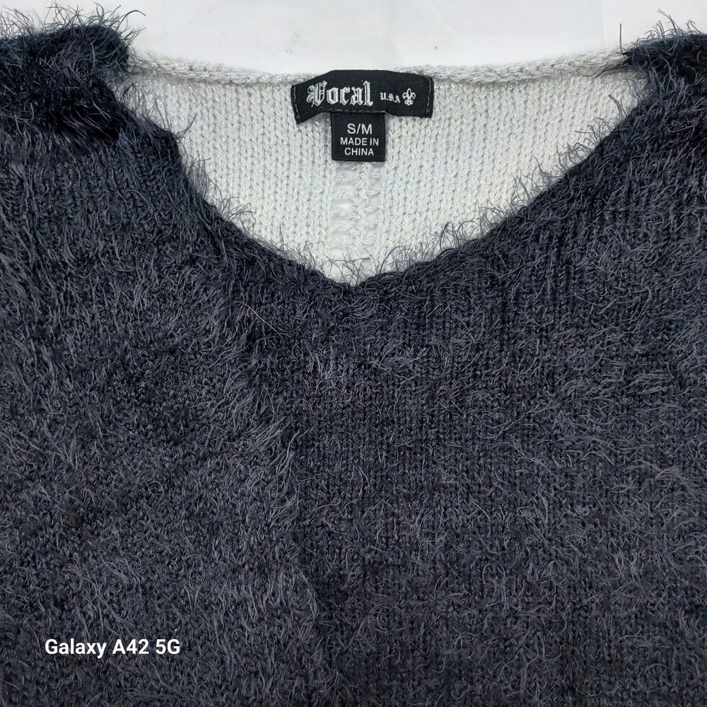 Vocal USA Womens Fuzzy Knit Sweater V-Neck Sparkle Silver Gray Black S/M